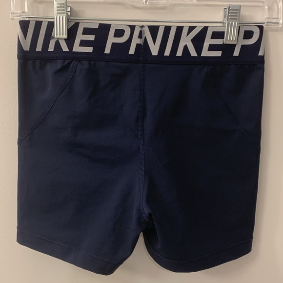Nike pro dri fit shorts - Picture 2 of 2